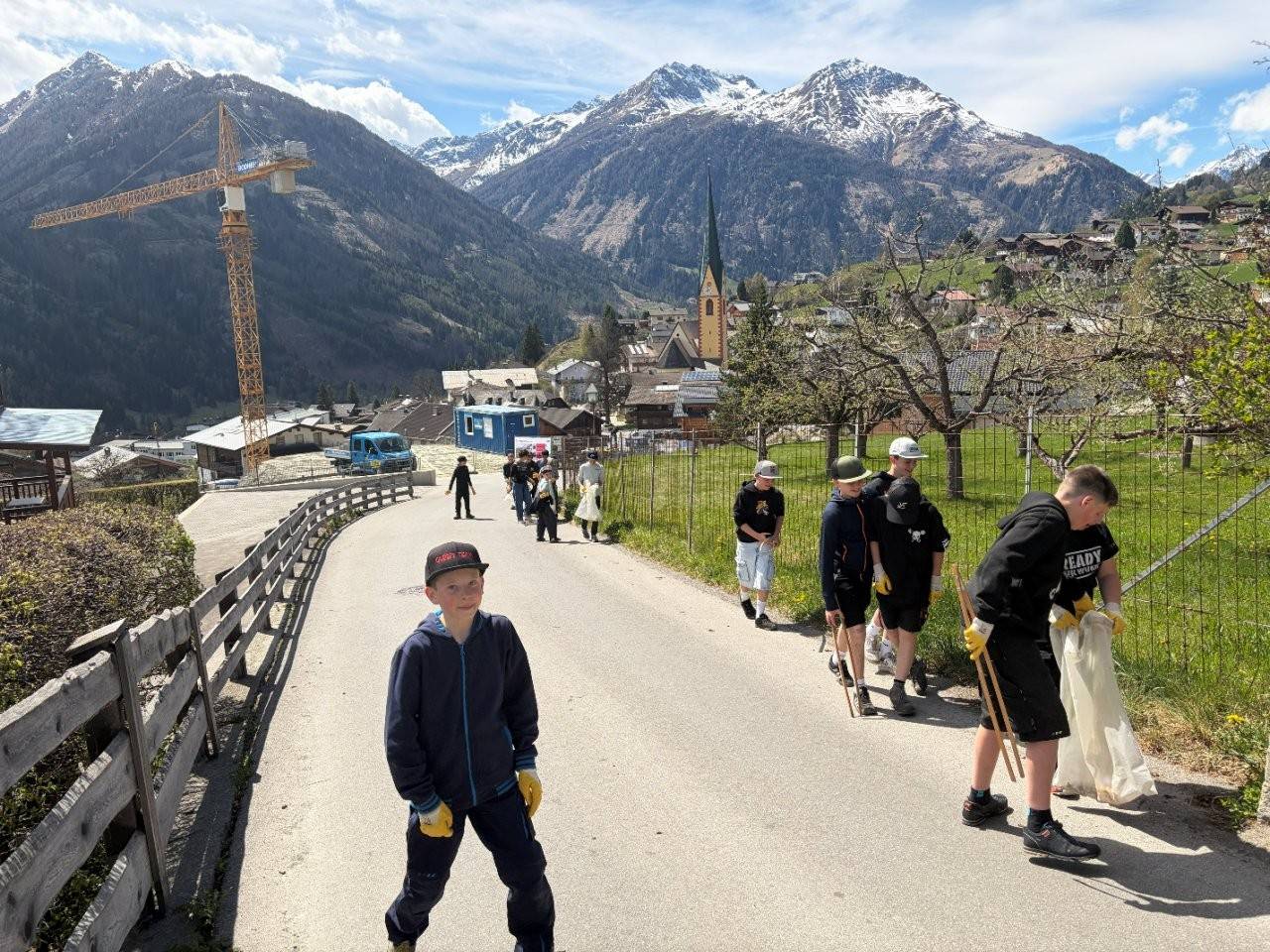 Dorfreinigung Foto: Vereine und Gemeinde Virgen