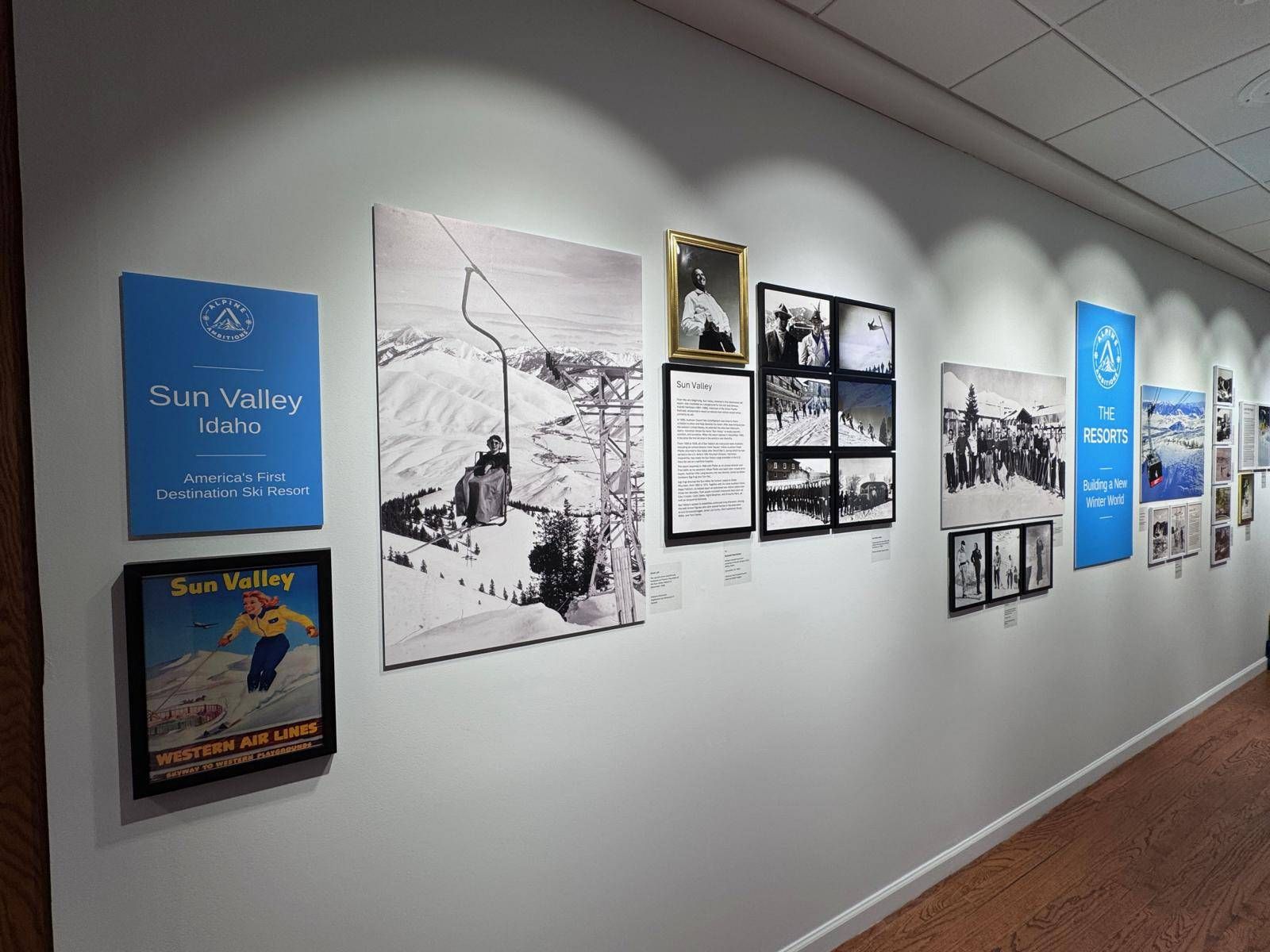 Blick in die Ausstellung &bdquo;Alpine Ambitions&ldquo;, Teil &bdquo;Sun Valley&ldquo;, &Ouml;sterreichische Botschaft Washington DC, 17. September 2026
Foto: &Ouml;sterreichische Botschaft Washington / Austrian Embassy Washington, Hannes Richter
